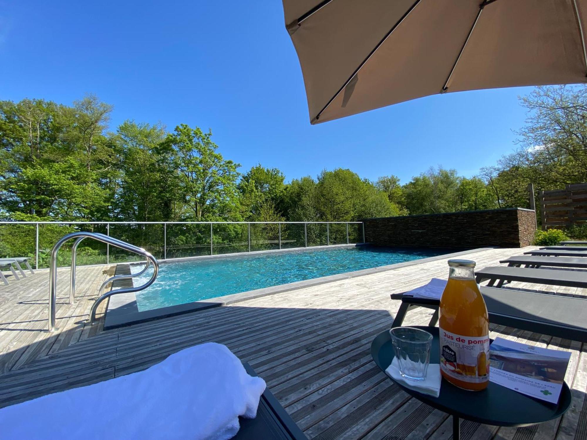 Domaine De L'Epau Eco-Resort Yvré-lʼÉvêque Εξωτερικό φωτογραφία